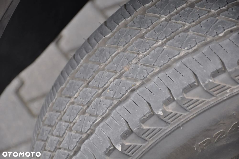 Jeep Commander 4.7 V8 - 13