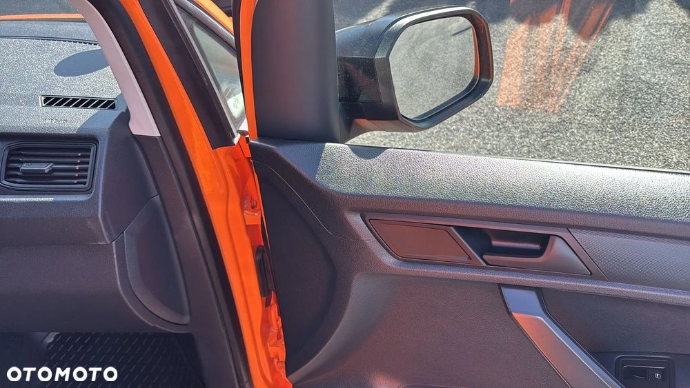 Volkswagen Caddy - 27