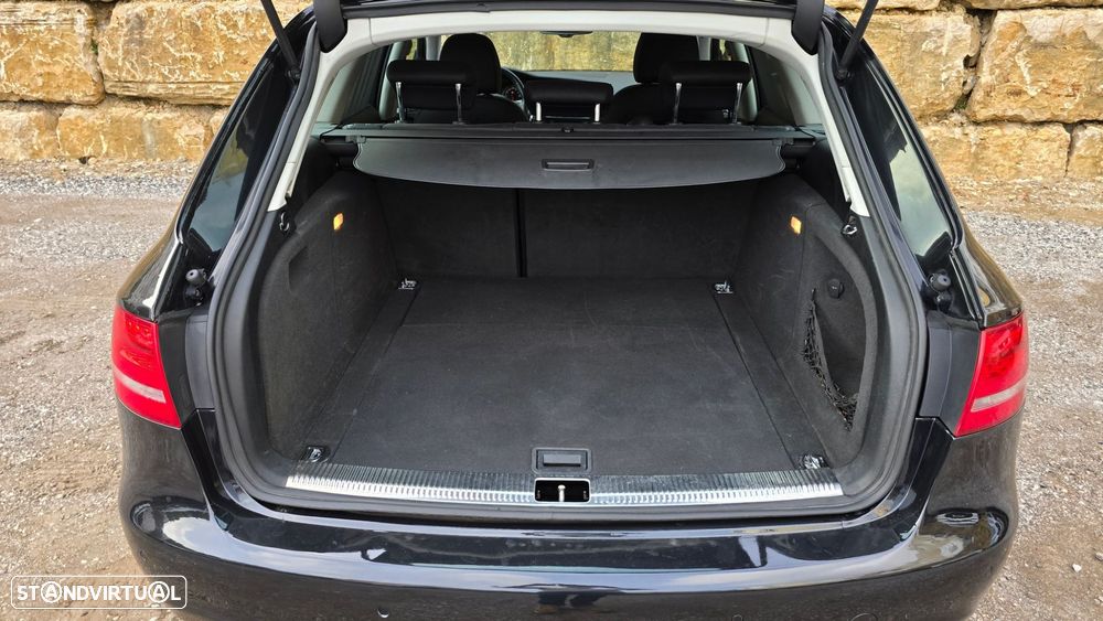 Audi A4 Avant 2.0 TDI exclusive - 48