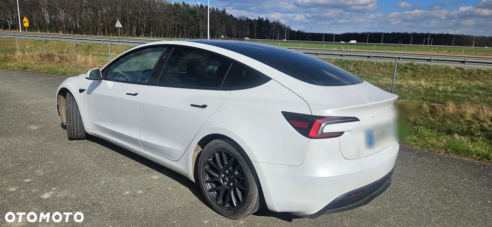 Tesla Model 3 RWD Hinterradantrieb - 4