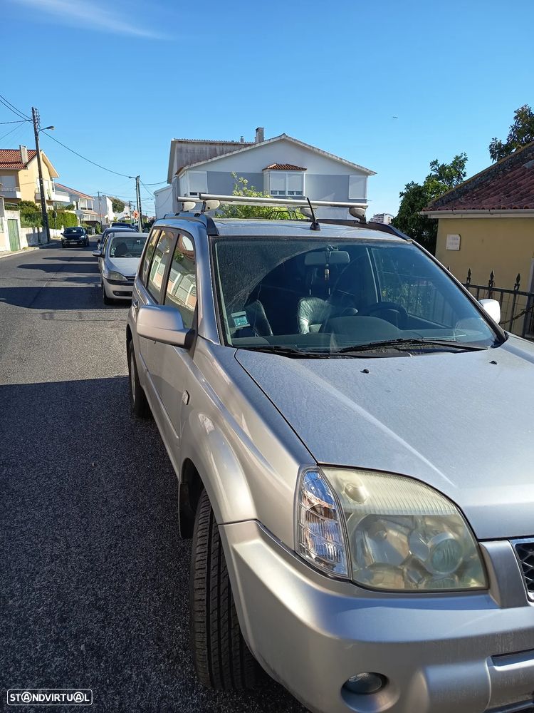 Nissan X-Trail 2.2 DCi 4x4 Elegance - 4