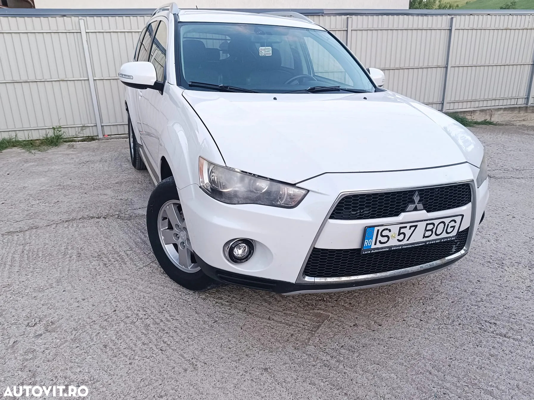 Mitsubishi Outlander 2.2 DI-D 4WD Instyle - 2