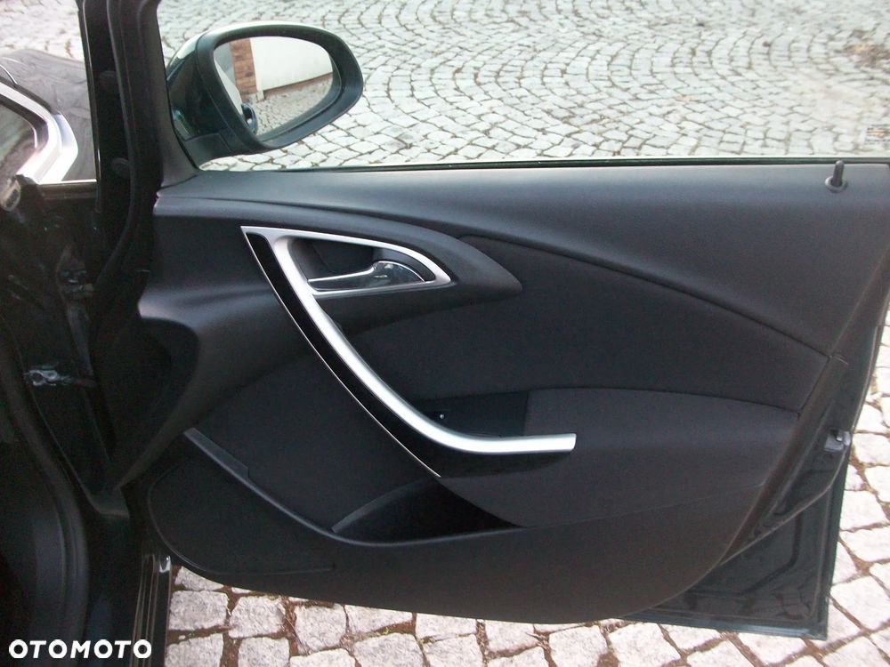 Opel Astra 1.6 CDTI DPF ecoFLEX TourerStart/Stop Exklusiv - 16