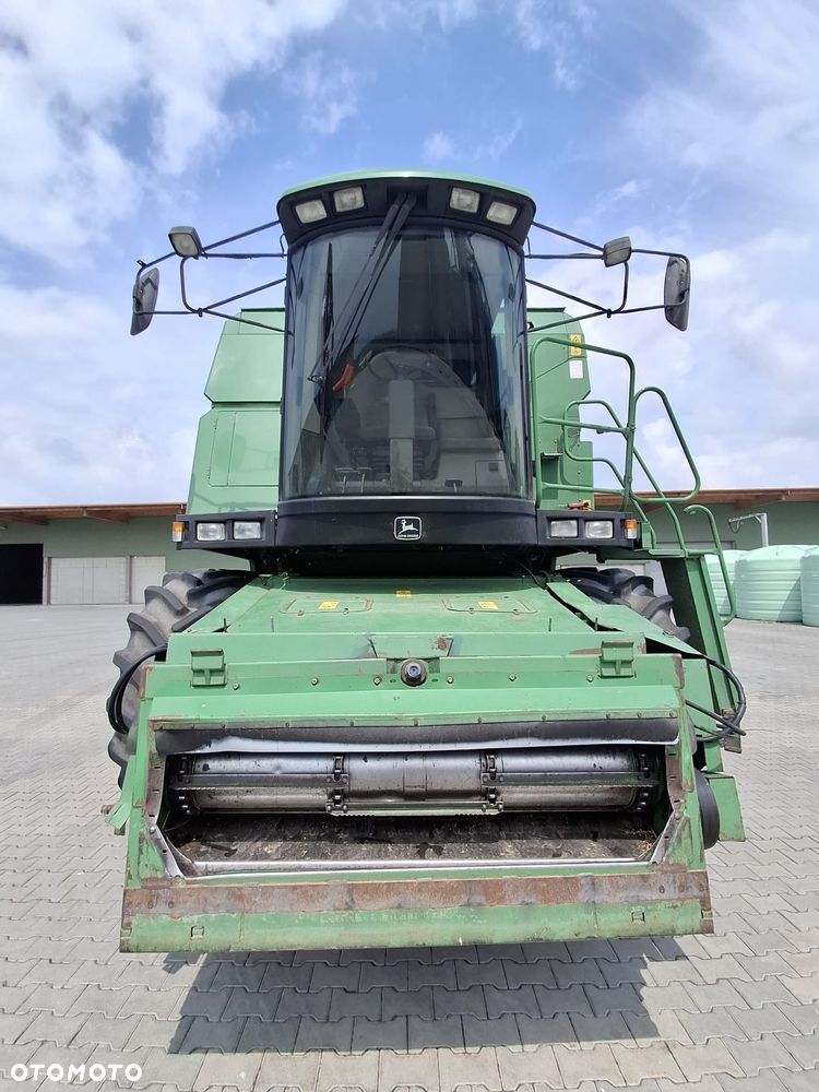 John Deere 2266E - 6