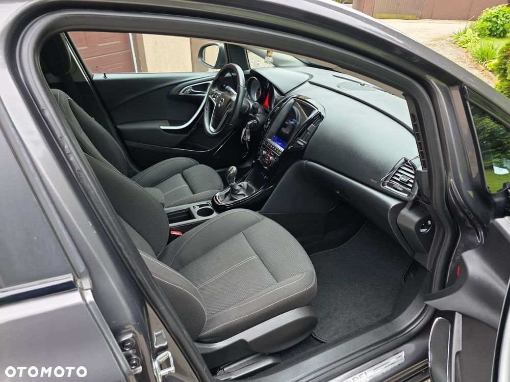 Opel Astra 1.4 Turbo ENERGY - 11