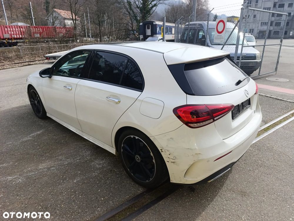 Mercedes-Benz Klasa A 250 4Matic 7G-DCT AMG Line - 3