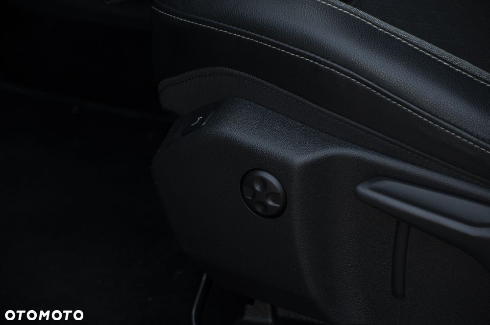 Opel Grandland X 1.2 Start/Stop INNOVATION - 39