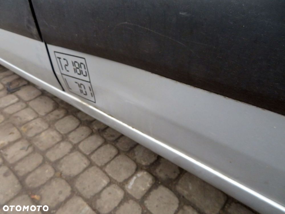 DRZWI TYLNE LEWE PARTNER III EZRC  SREBRNY PEUGEOT 2008-2018 - 4