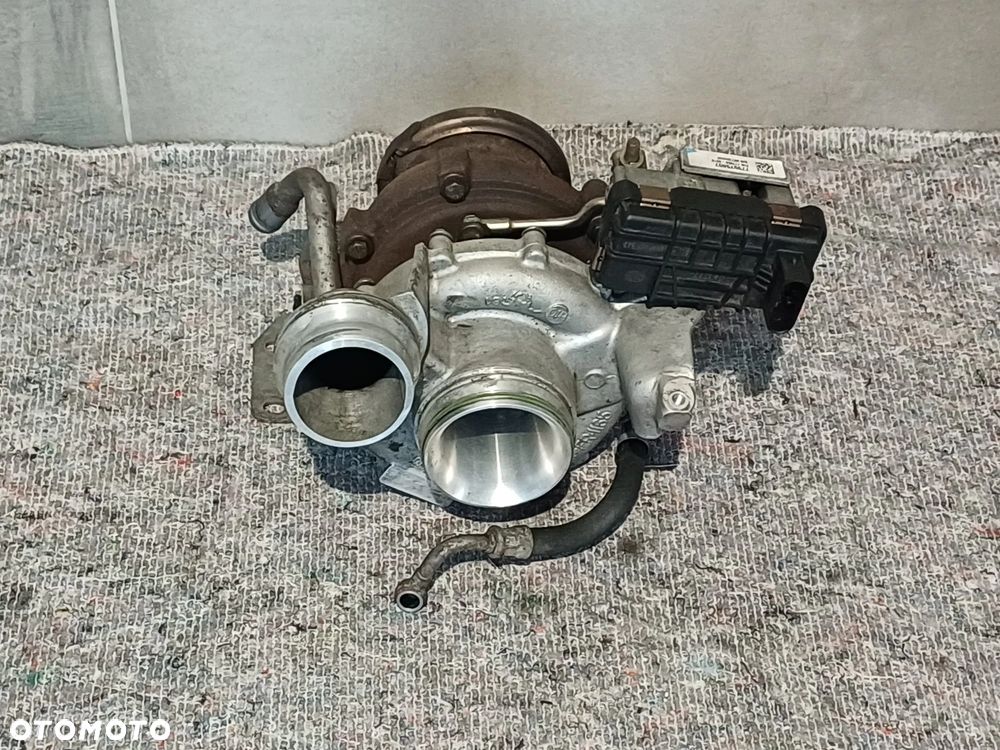 NR 15 Turbina Turbosprężarka nastawnik do BMW X5 E70 3.0 - 3