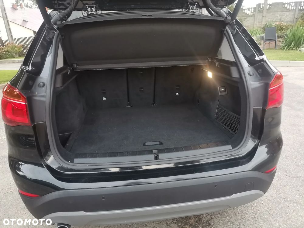 BMW X1 sDrive18d - 8