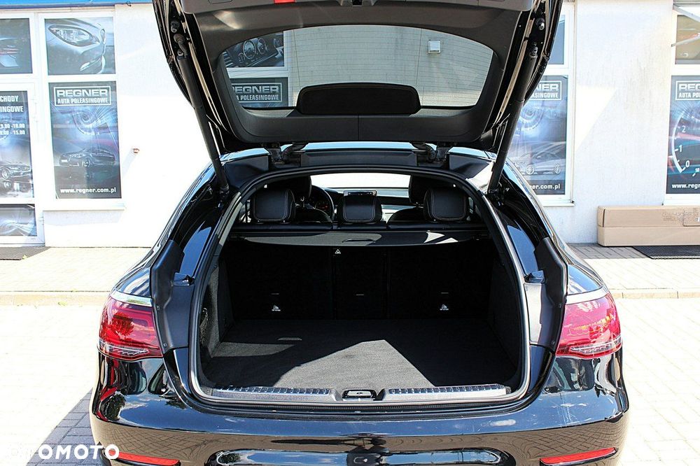 Mercedes-Benz GLC - 9