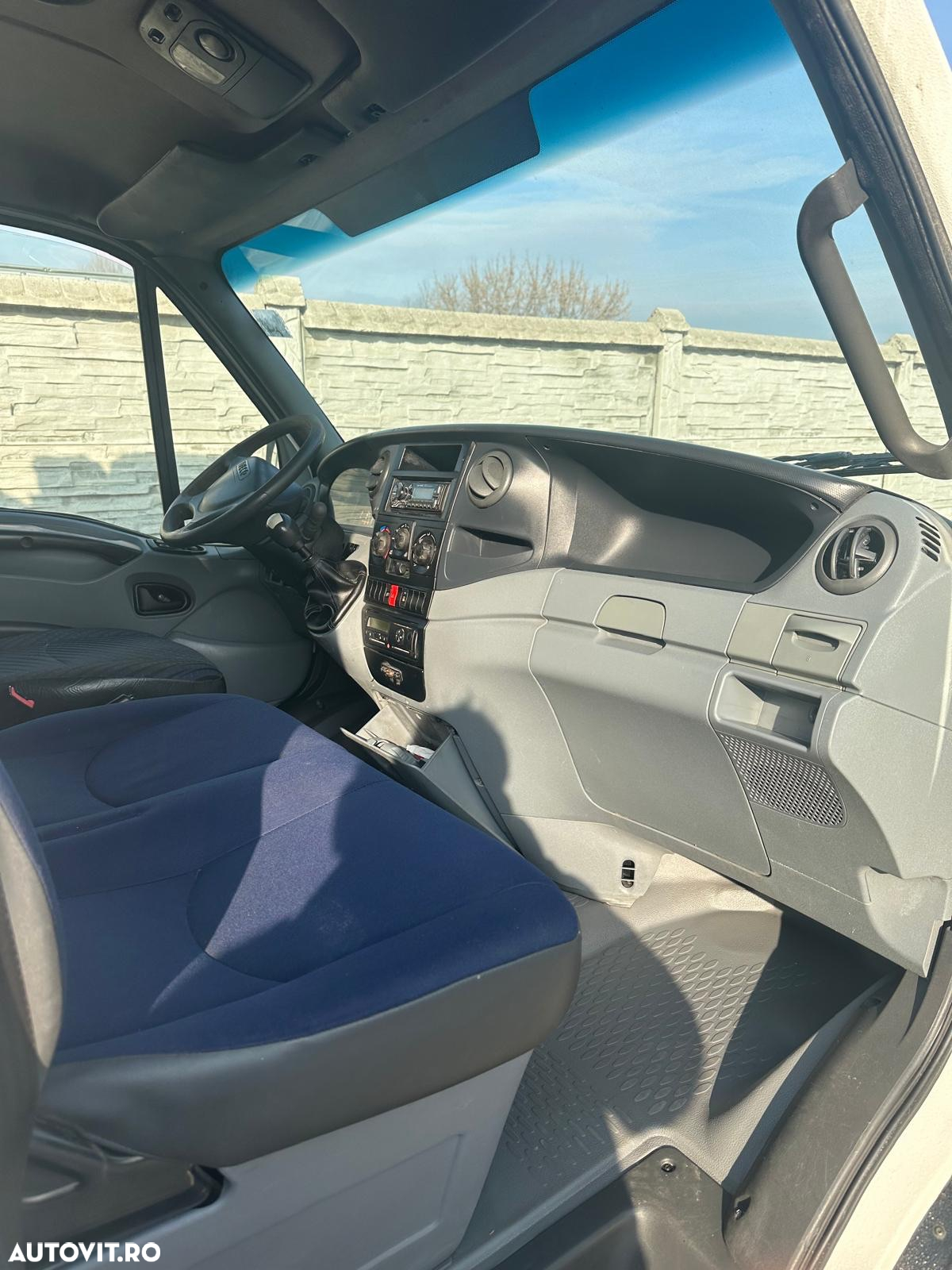 Iveco Daily cu macara si basculabila pe 3 parti - 8