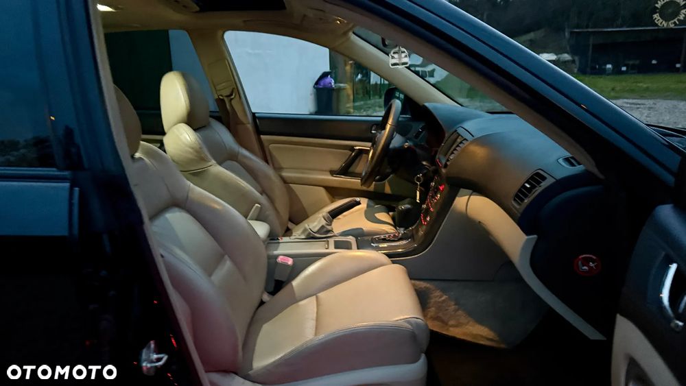 Subaru Legacy 3.0R Automatik Exclusive - 18