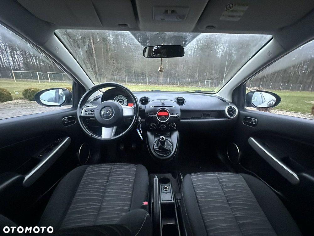Mazda 2 - 14