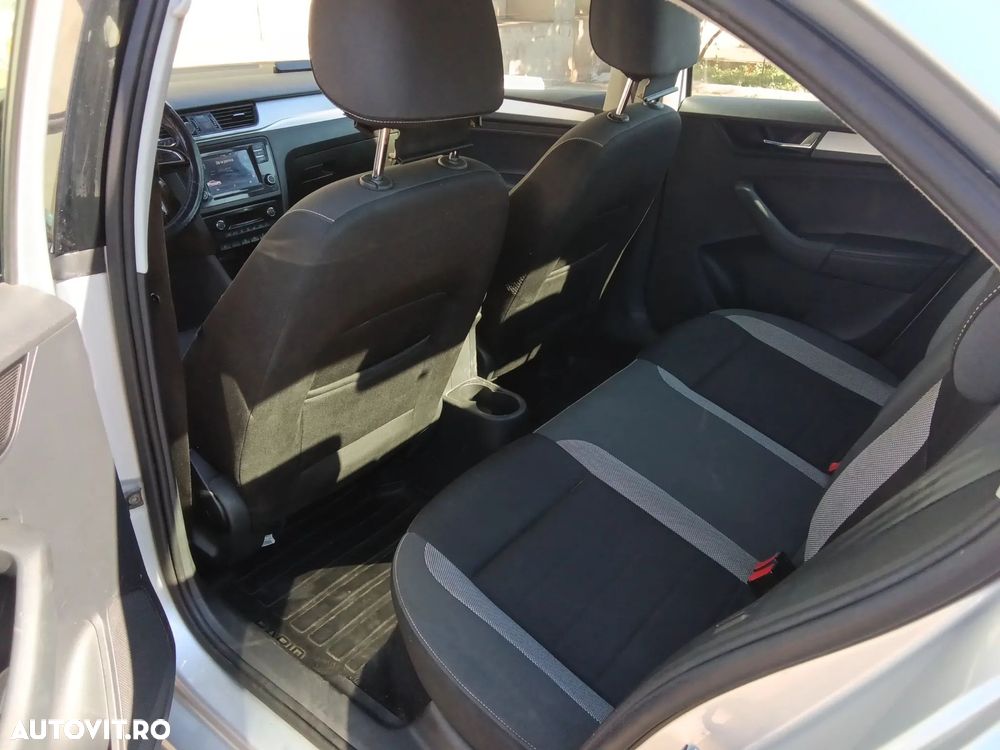Skoda RAPID - 16