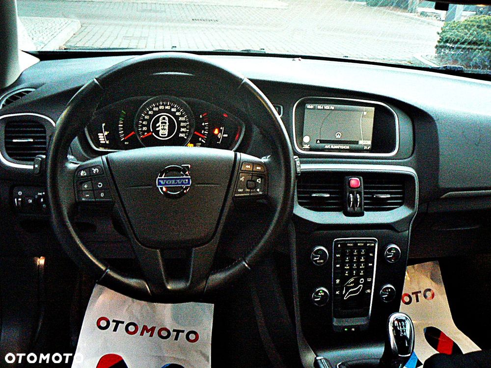 Volvo V40 CC D2 Kinetic - 27
