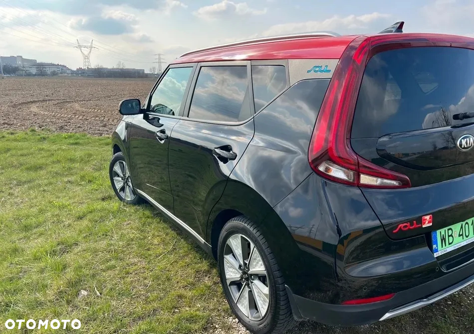 Kia Soul e-Soul 64kWh L - 5