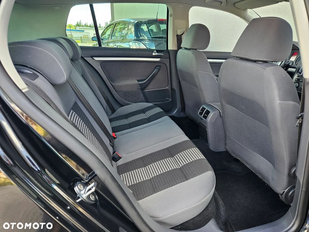 Volkswagen Golf 1.6 United - 8
