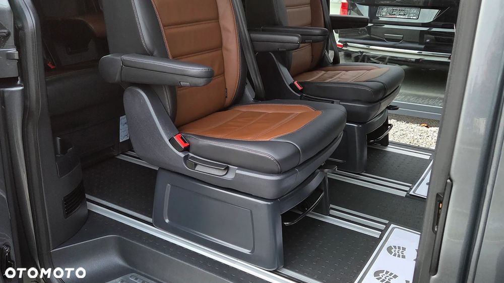 Volkswagen Multivan 2.0 TDI L1 Highline 4Motion DSG - 27