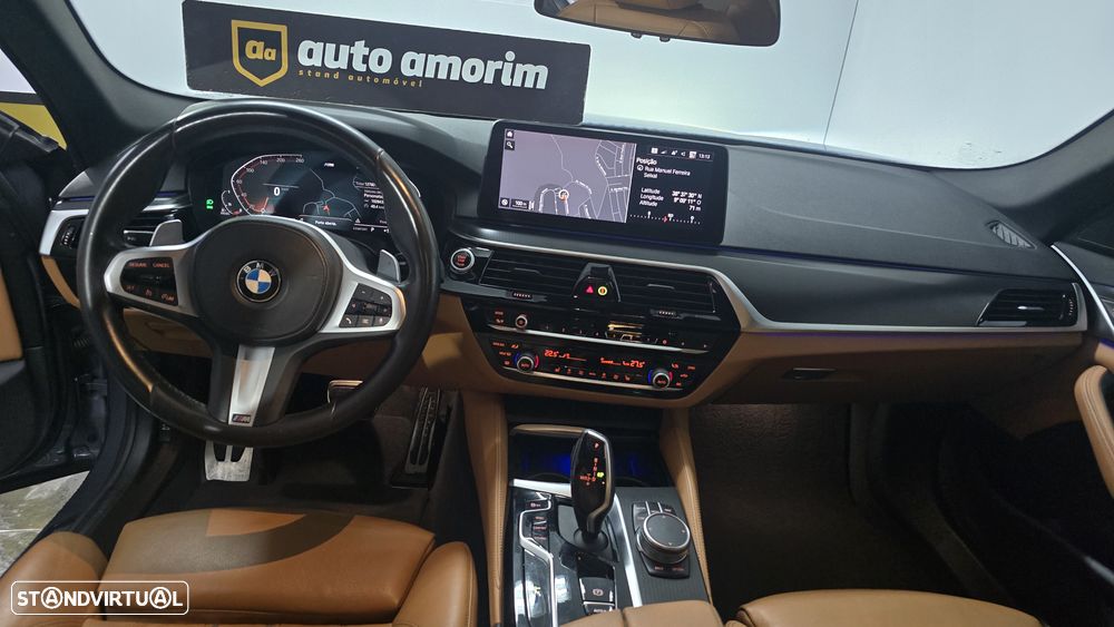 BMW 520 d Pack Desportivo M Auto - 21