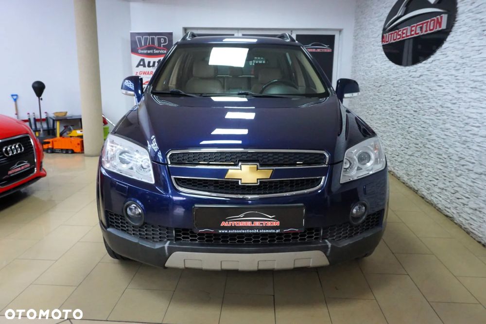 Chevrolet Captiva 2.0 4WD 7 Sitzer Automatik LT - 2