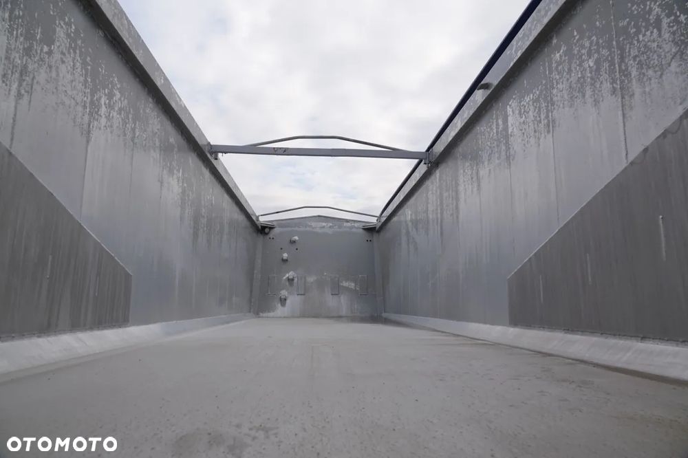 Janmil WYWROTKA / 42 m3 / TYŁ KLAPA / SAF / OŚ PODNOSZONA / ALUFELGI / 2017 ROK - 13