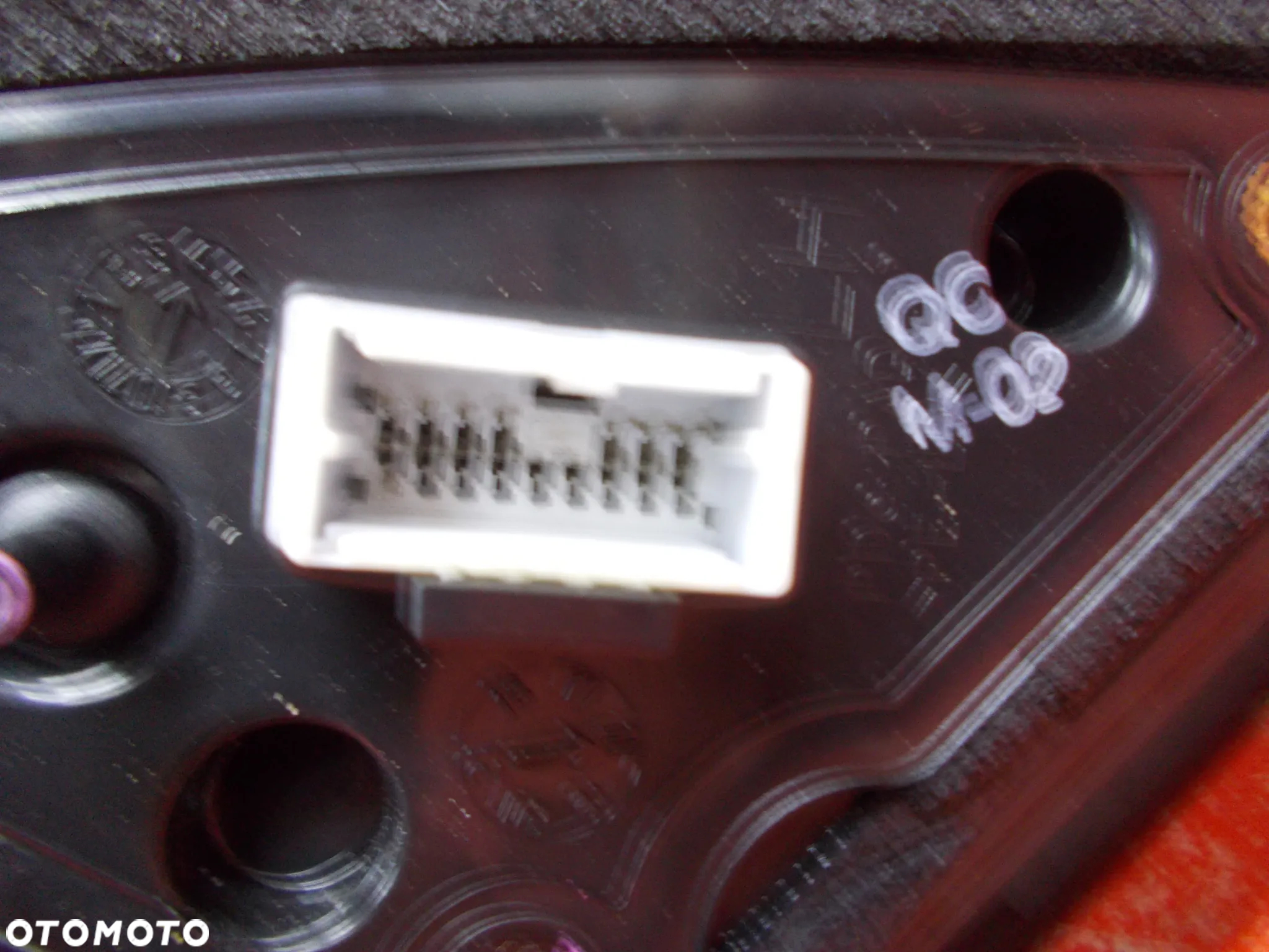 HYUNDAI I30 III 87610-G4210 LUSTERKO LEWE 8 PIN - 3