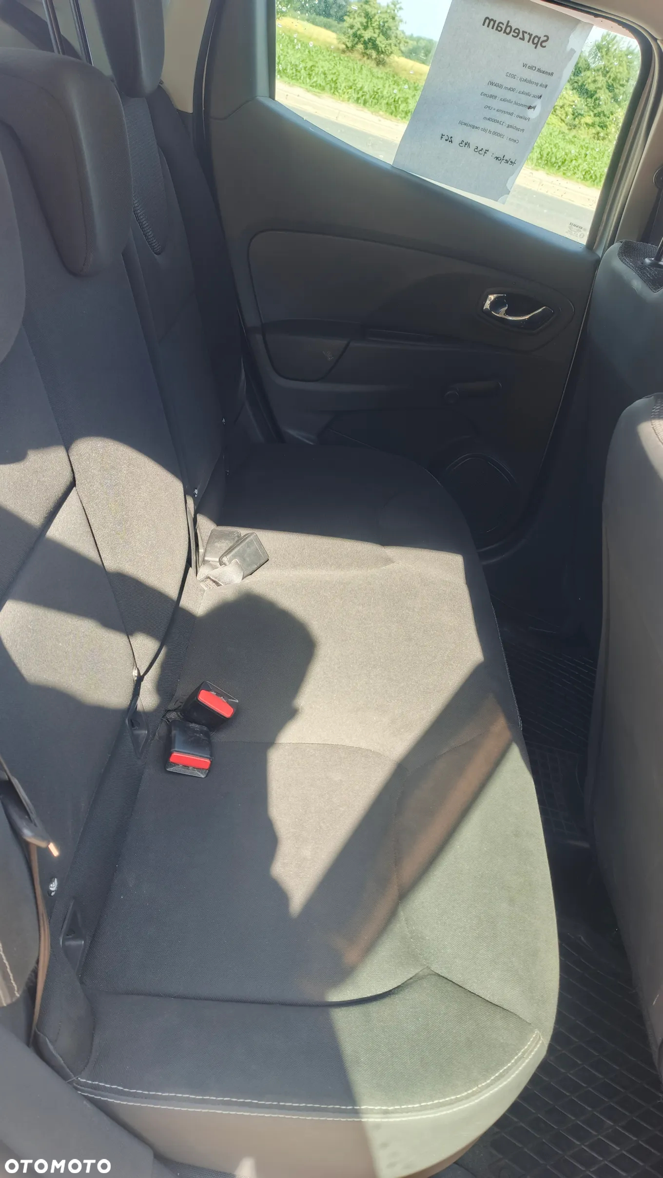 Renault Clio - 10