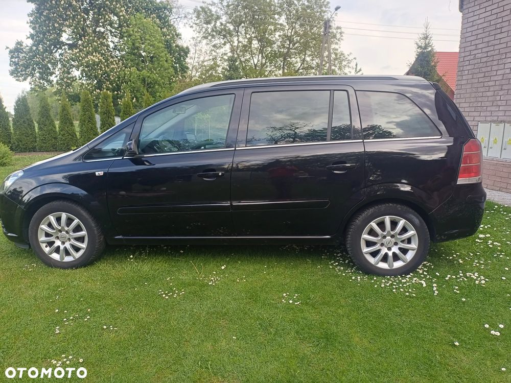 Opel Zafira - 13