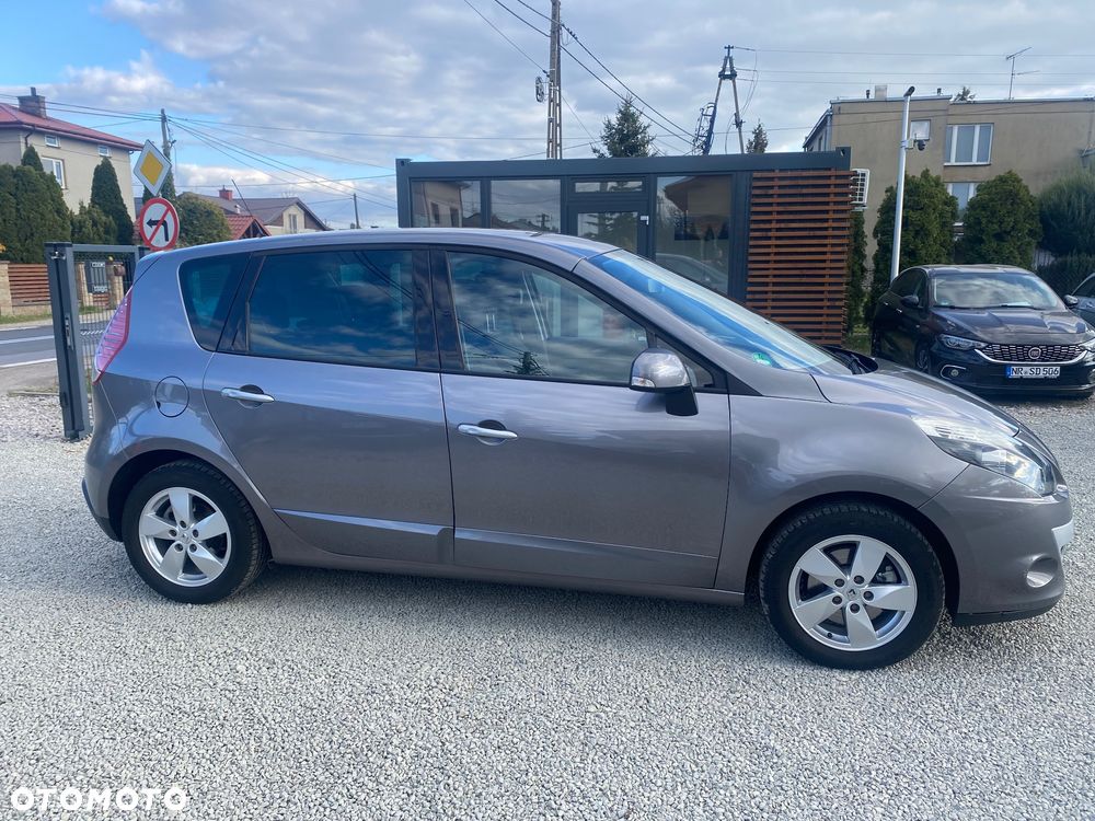 Renault Scenic 1.6 16V 110 Dynamique - 16