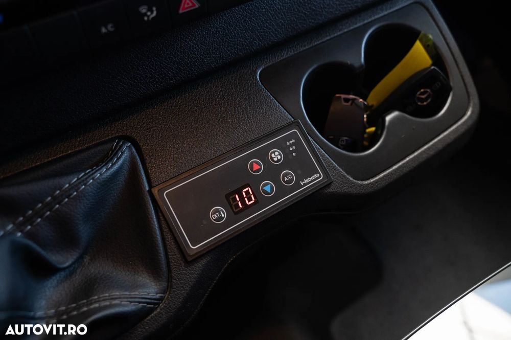 Mercedes-Benz Sprinter Long Custom - 9