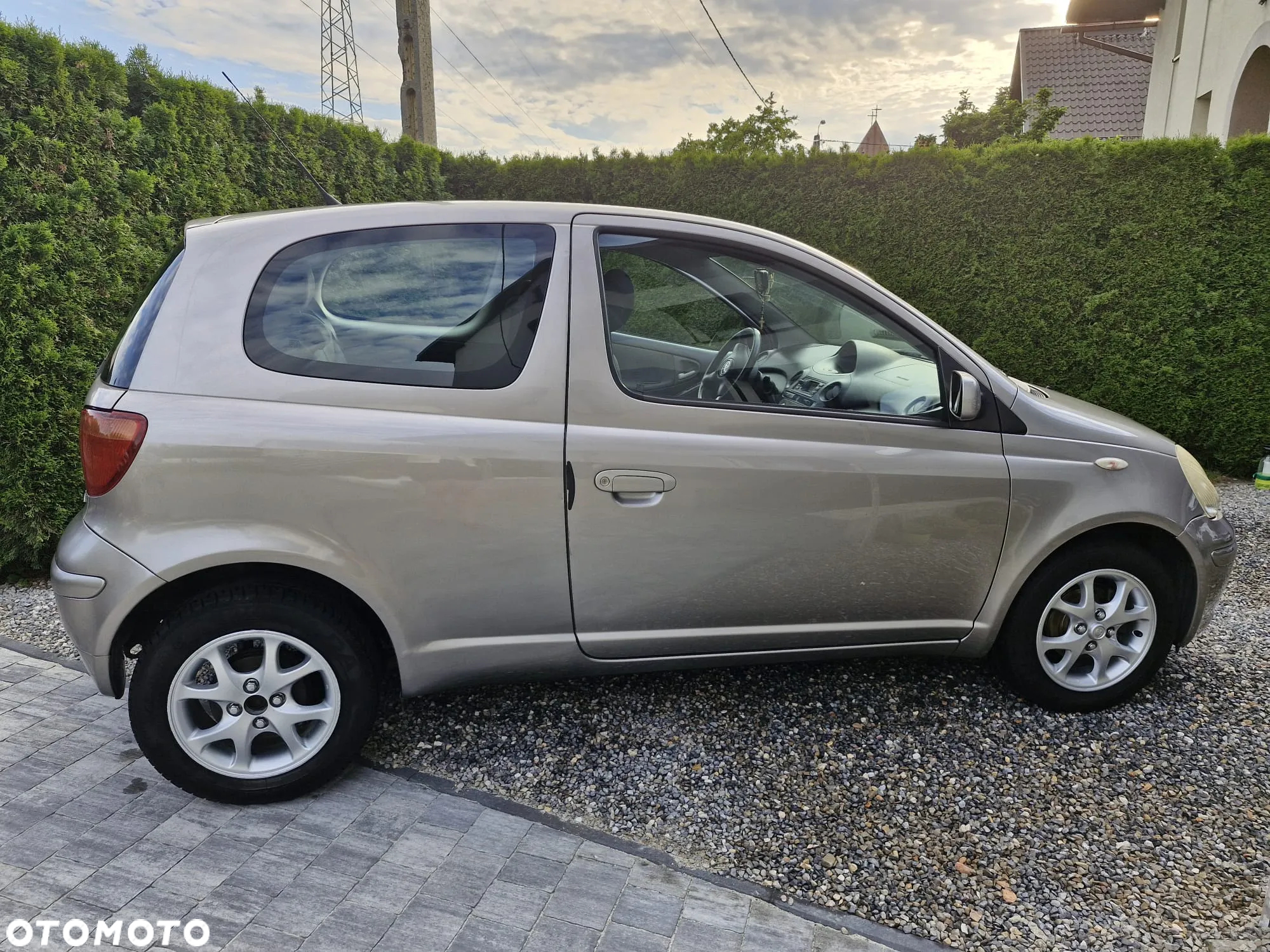 Toyota Yaris 1.3 Blue - 2