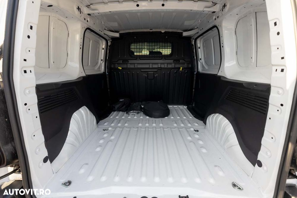 TOYOTA Proace 2024 — imagine 9
