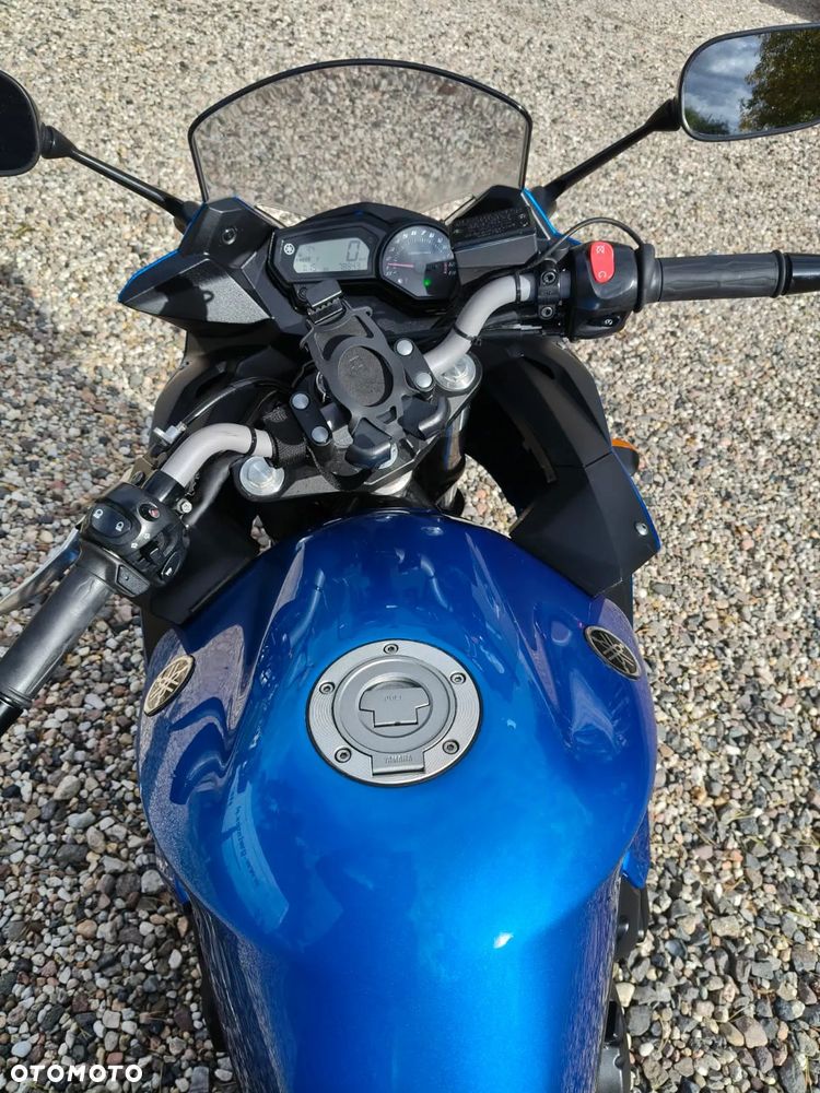 Yamaha XJ - 9
