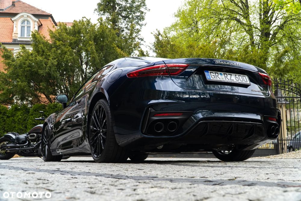 Maserati GranTurismo - 8