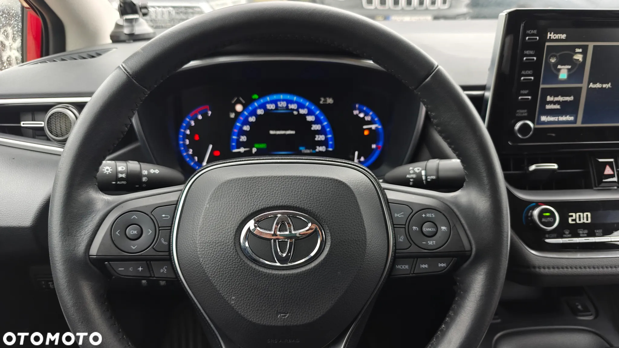Toyota Corolla 1.8 Hybrid Comfort - 21