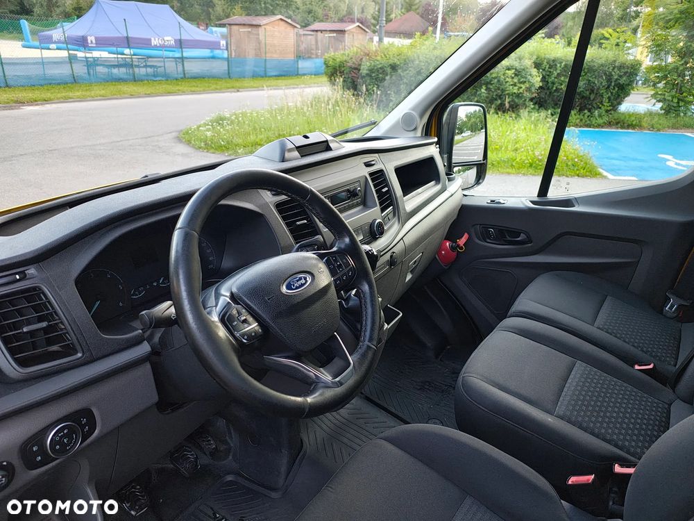 Ford Transit - 2