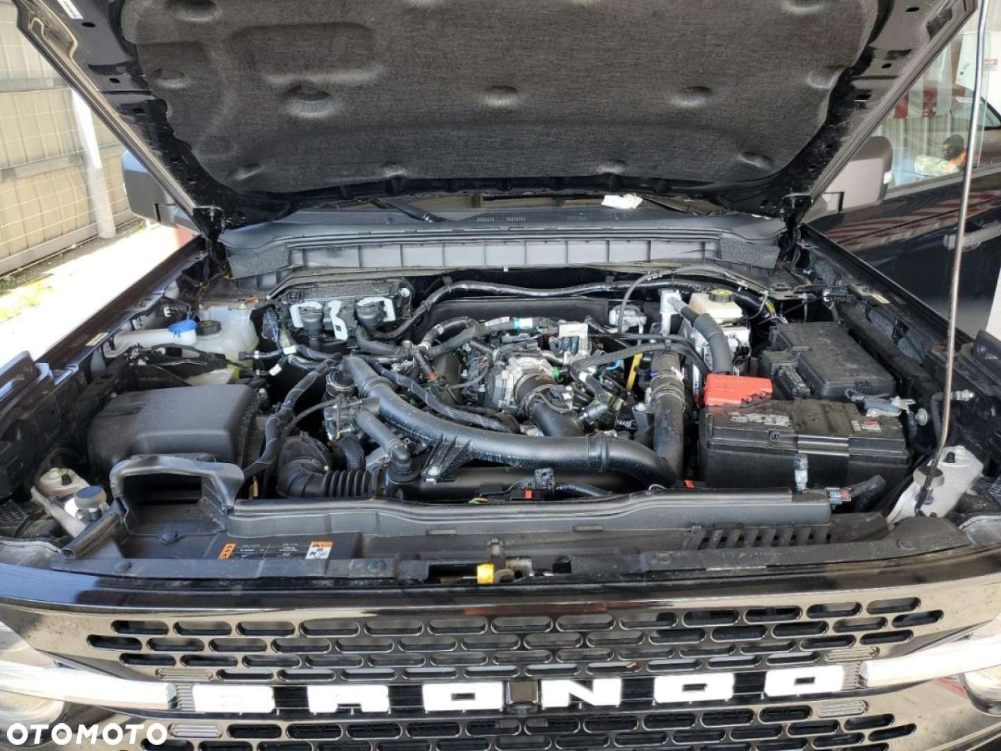 Ford Bronco - 13