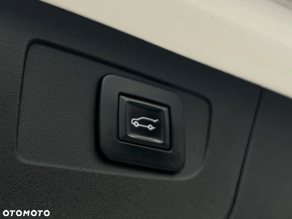 Opel Insignia - 33