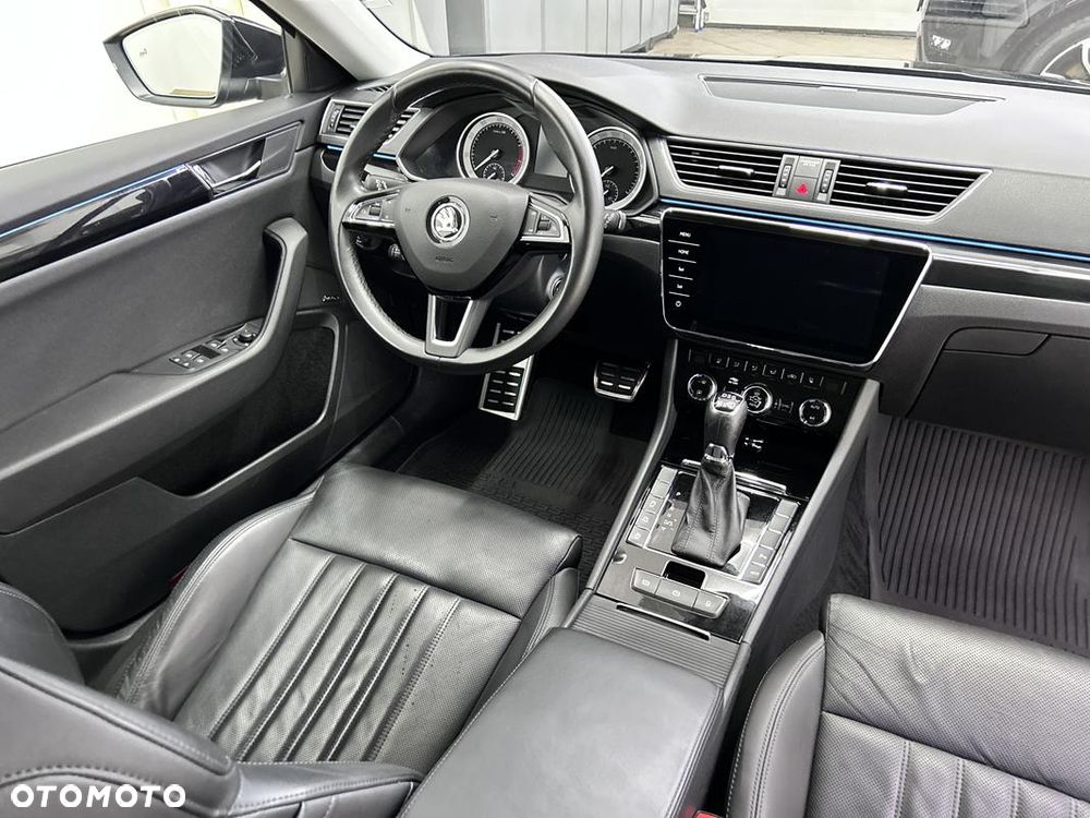 Skoda Superb 2.0 TSI 4x4 L&K DSG - 8