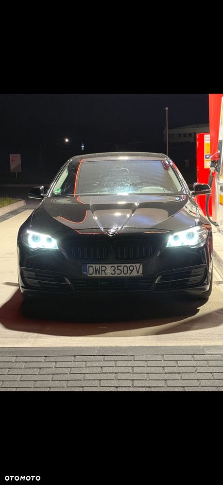 BMW Seria 5 520d Luxury Line - 2