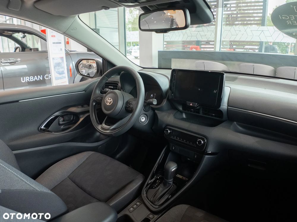 Toyota Yaris Hybrid 1.5 Style - 6