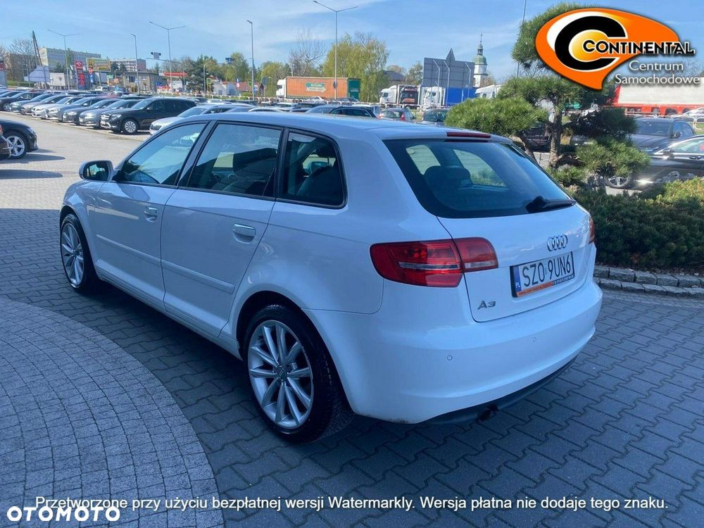 Audi A3 Sportback - 4