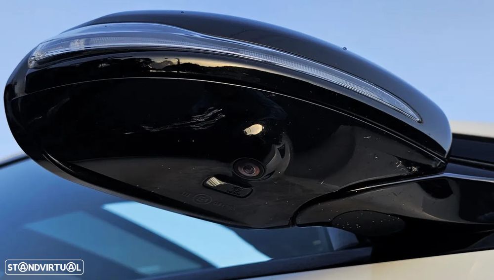 Mercedes-Benz E 220 d AMG Line - 35