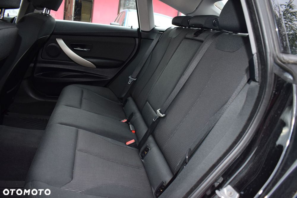 BMW 3GT 320d Advantage - 9