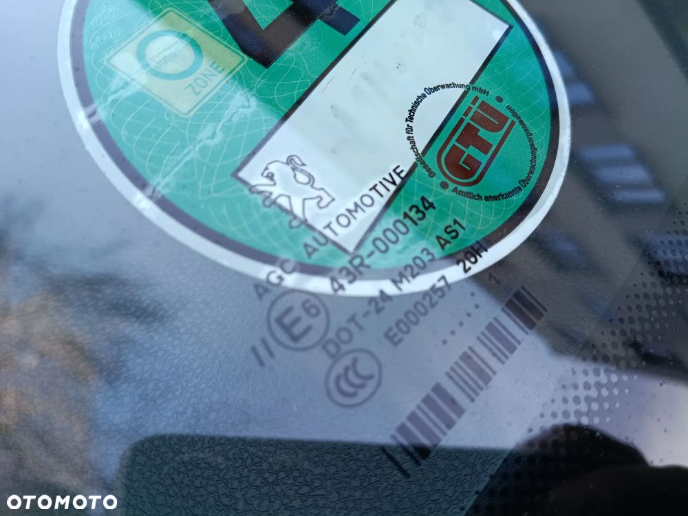 Peugeot 5008 1.6 HDi Premium - 24