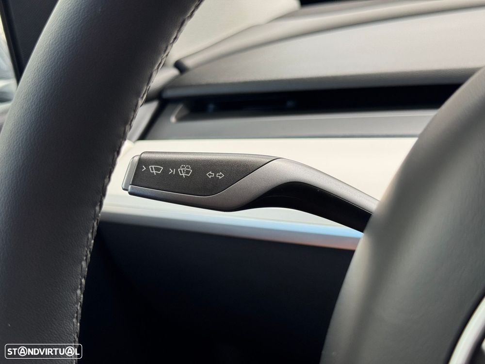 Tesla Model Y Long Range Tração Traseira - 19