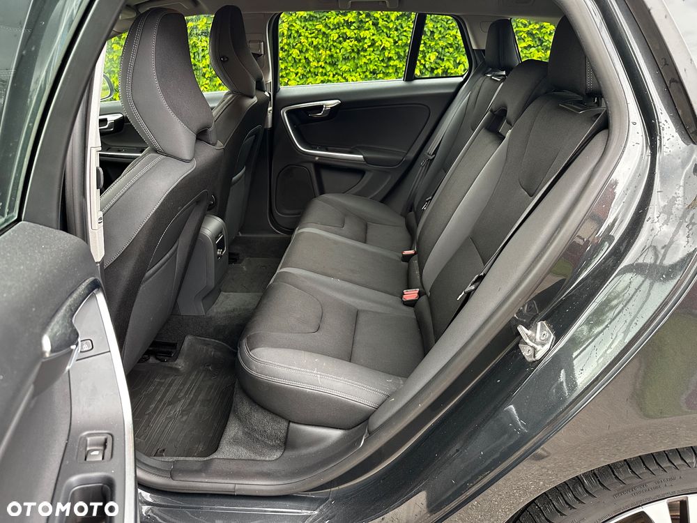 Volvo V60 - 24