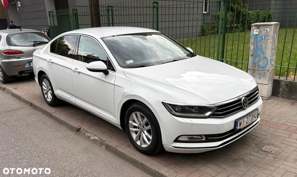 Volkswagen Passat 1.8 TSI BMT Comfortline - 1
