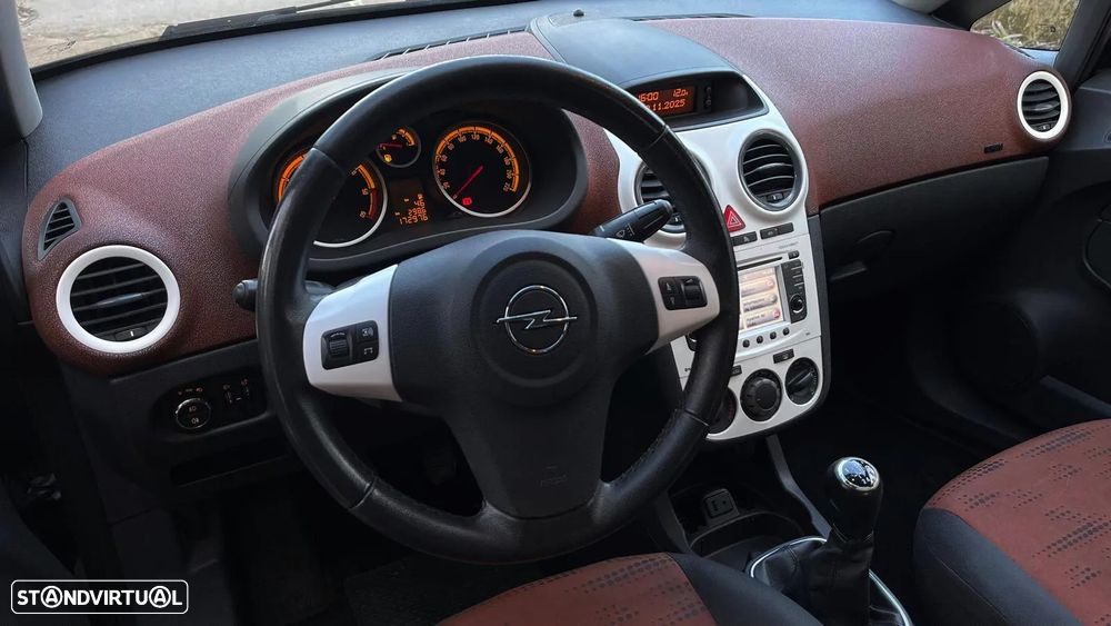 Opel Corsa 1.3 CDTI Black Edition - 24